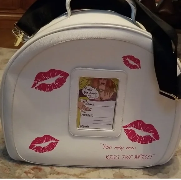 Betsey Johnson "Marilyn Monroe" Vintage Luggage Bag - Picture 2 of 10
